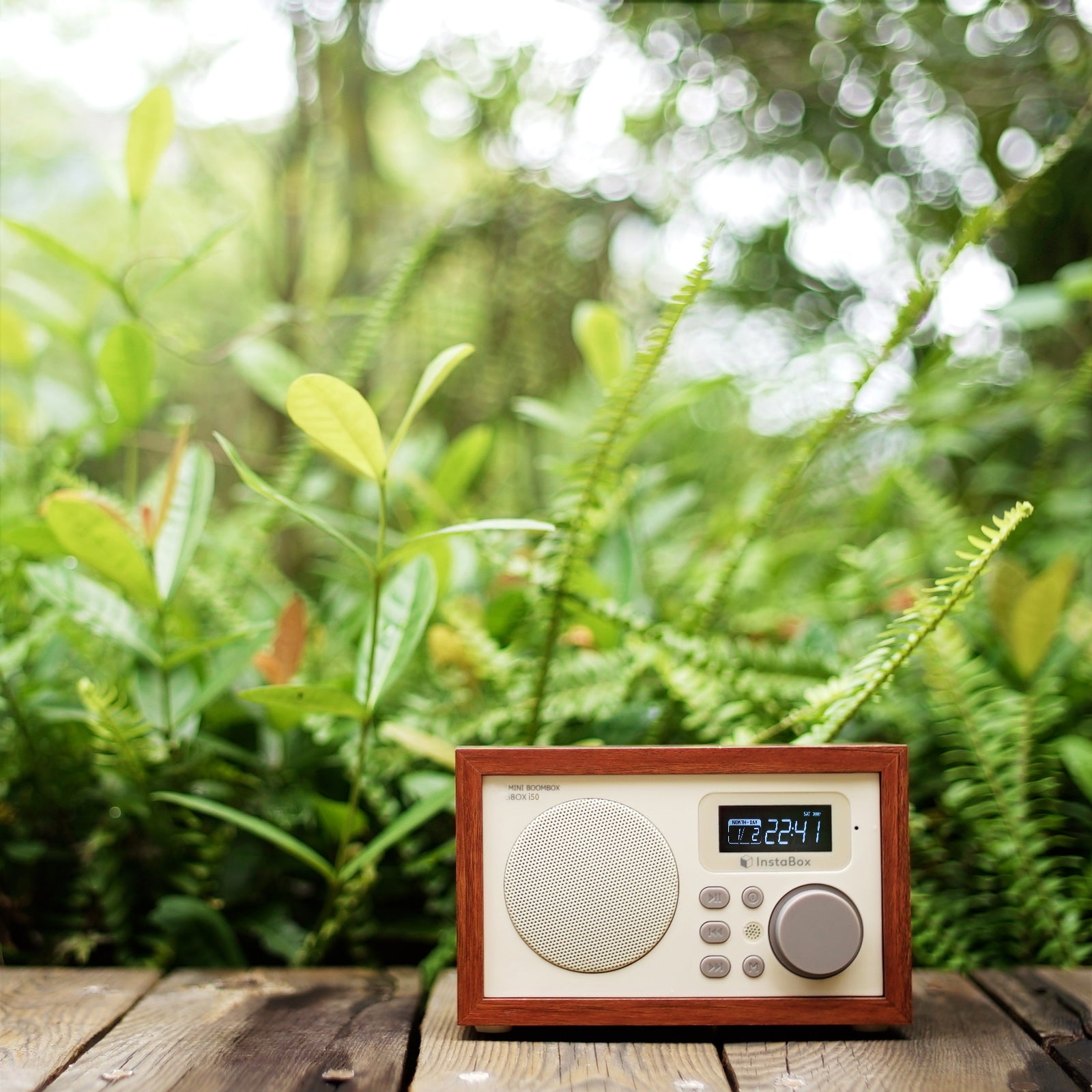 InstaBox i50 Wooden FM Clock Radio & Bluetooth Speaker [DISCONTINUED] - Radioddity