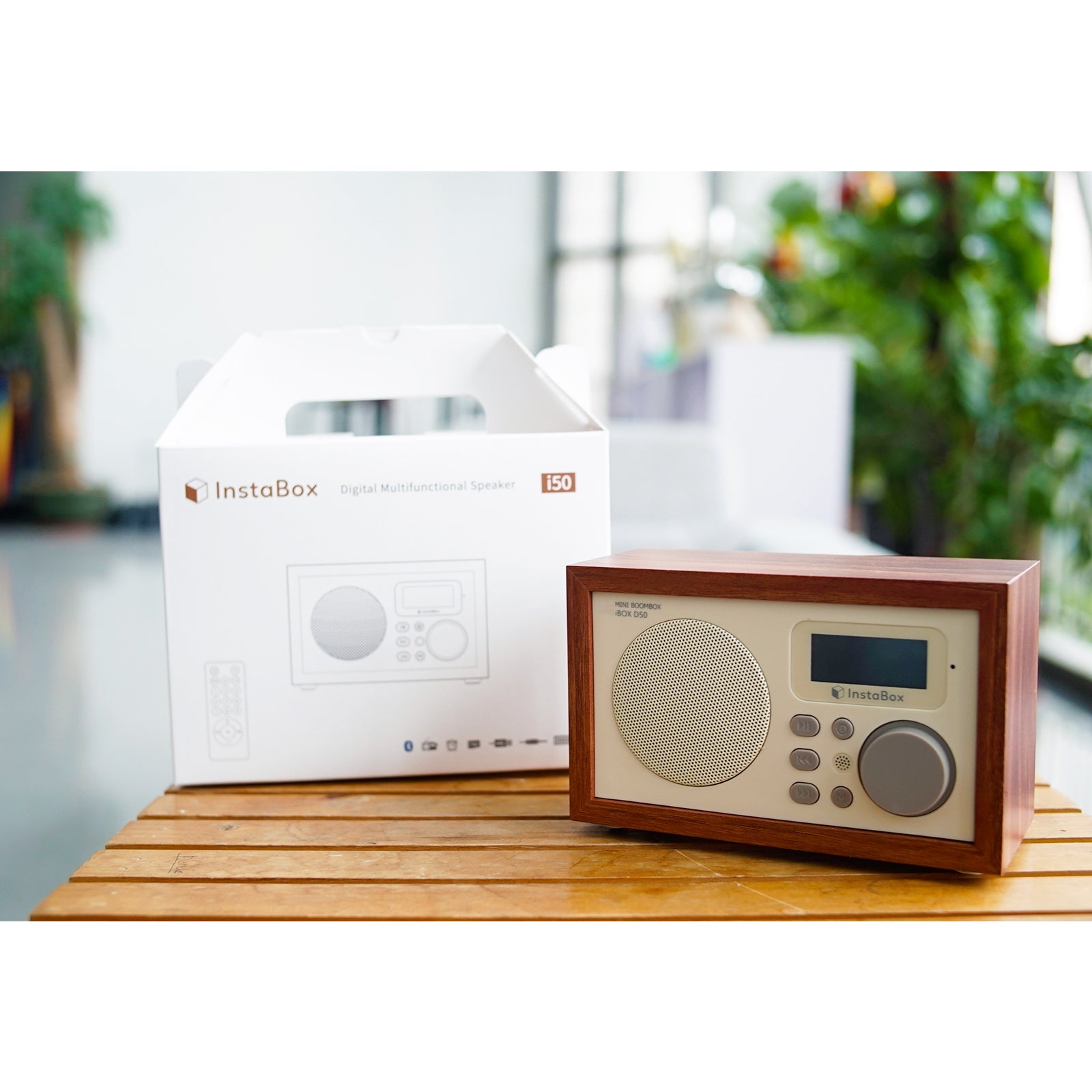 InstaBox i50 Wooden FM Clock Radio & Bluetooth Speaker [DISCONTINUED] - Radioddity